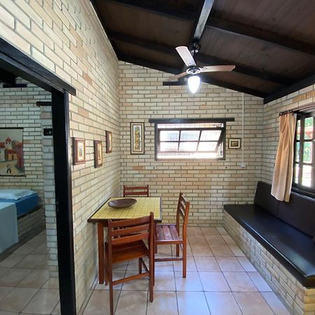 Chales Do Holandes Eco Pousada บอมบินญัส ภายนอก รูปภาพ