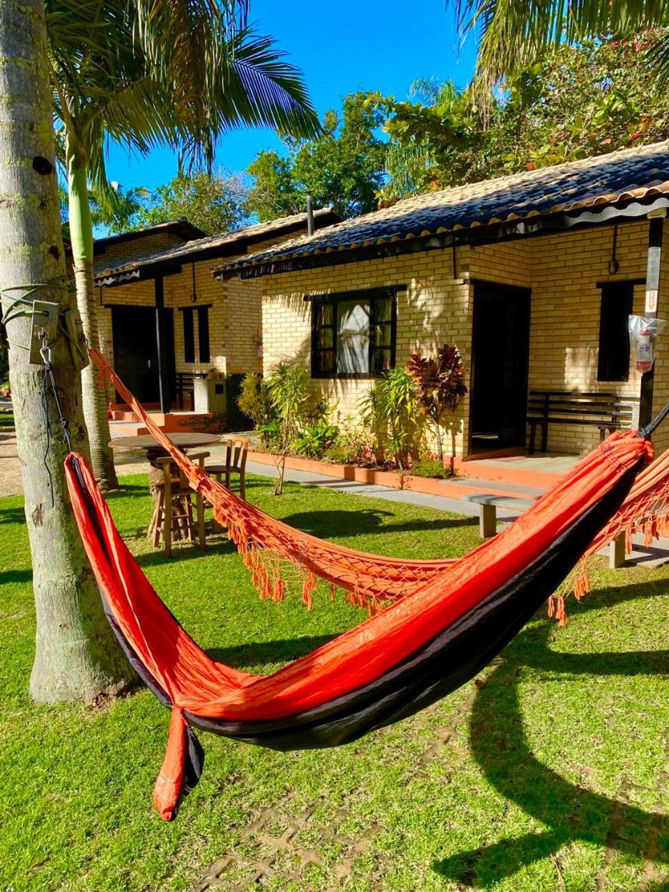 Chales Do Holandes Eco Pousada บอมบินญัส ภายนอก รูปภาพ